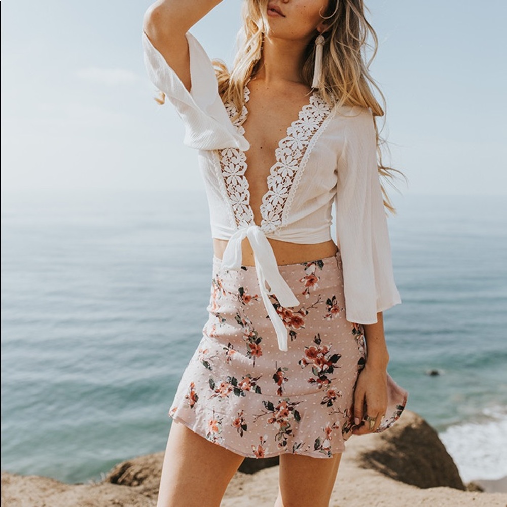 Lost + Wander blush Serra skirt.